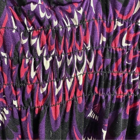 Trina Turk size M Vibrant Purple and Pink Tank Top, 100% silk, sleeveless - Picture 5 of 7